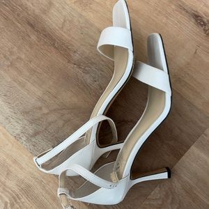 White leather Vince Camuto heels